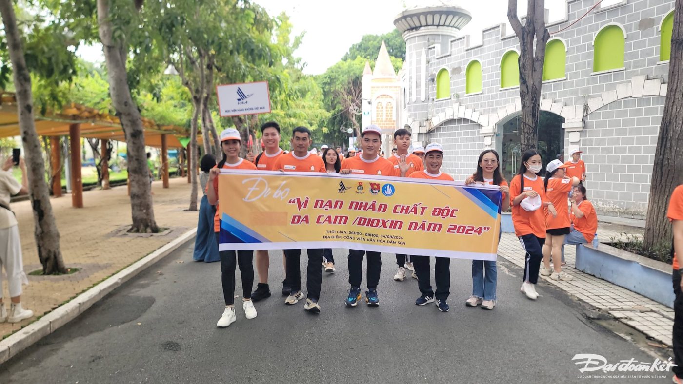 Chương trình thu hút nhiều người nổi tiếng và người có ảnh hưởng xã hội tham gia, đồng hành cùng các nạn nhân Da cam/Dioxin.