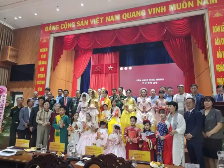 Từ những hành động thiết thực đến cam kết lâu dài